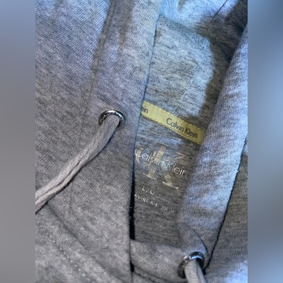 Calvin Klein hoodie size large - Picture 3 of 5